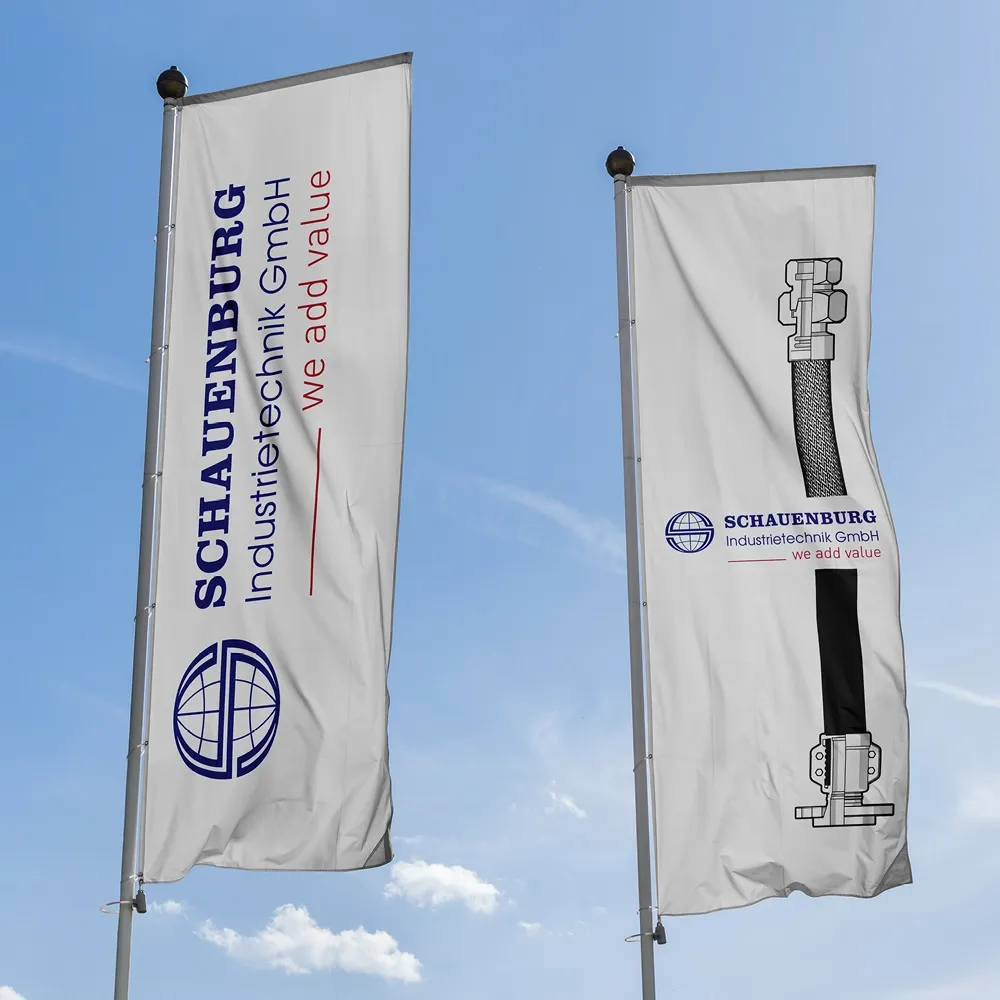 Flaggen mit dem Markenzeichen der SCHAUENBURG Industrietechnik